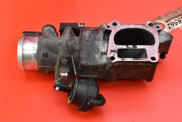 Drosselklappe Opel Signum C 2.2 DTI 24460302 image 2