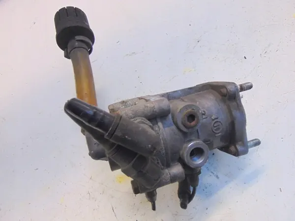 Soupape de frein Knorr-Bremse MB4847 pour Volvo FM7/FH12 image 7
