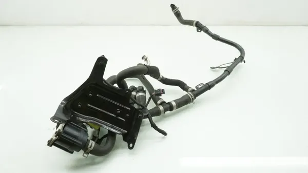 VOLVO V60 II 2.0 Vattenpump 31657307 MILD HYBRID image 6