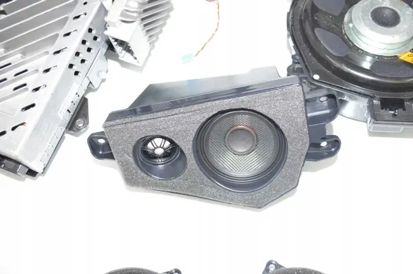 BMW OEM 9247484 Harman Kardon Luidspreker Set image 4