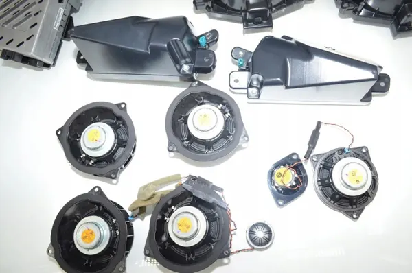 BMW OEM 9247484 Harman Kardon Luidspreker Set image 8