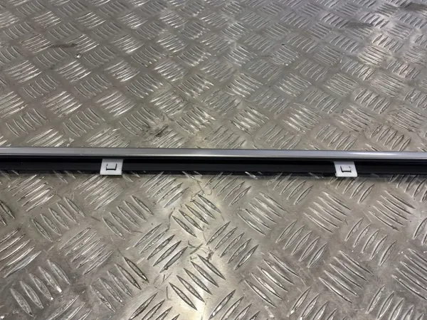 Kia OE Bakrutslist OEM FOB26227 image 3