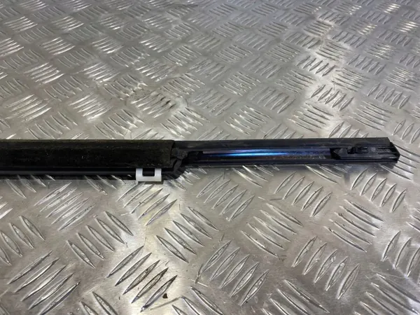 Kia OE Bakrutslist OEM FOB26227 image 8