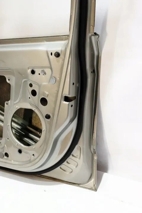 Porta dianteira direita SKODA SUPERB II 08-15 image 10