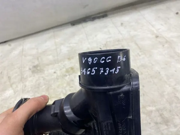 VOLVO V90 CC Luftkanal 31657315 image 4