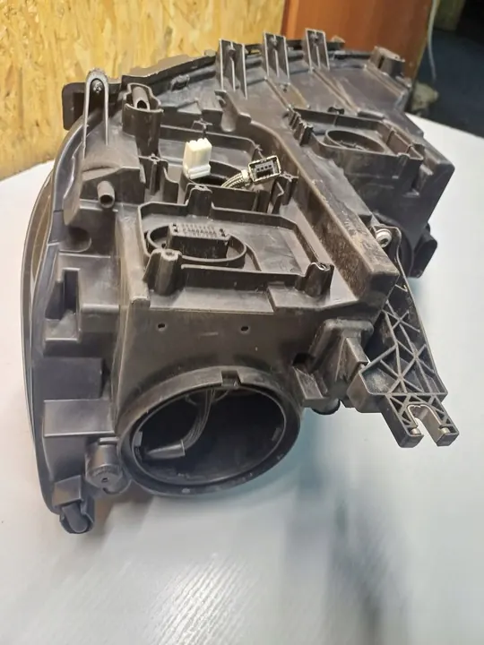 VW Sharan II 10- Farol Direito Bi Xenon LED image 10