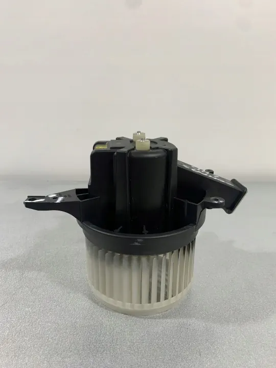 Jeep Compass Gebläsemotor OEM FBZ18551 - Gebraucht image 2