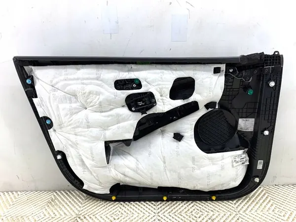 Front Right Door Panel Hyundai i30 Kombi image 3