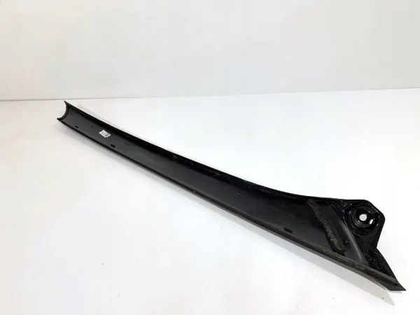 Oikea tuulilasinlista OEM K8D2-025A52-AC Land Rover image 5