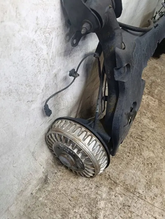 Renault Captur taka-akselipalkki OEM FLS17060 image 3