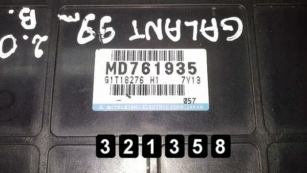 Mitsubishi Galant ECU OEM AM-321358 Käytetty image 4