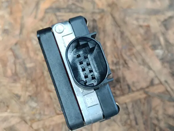 MERCEDES B KLASA W247 - radar distronic sensor A0009053011 image 6