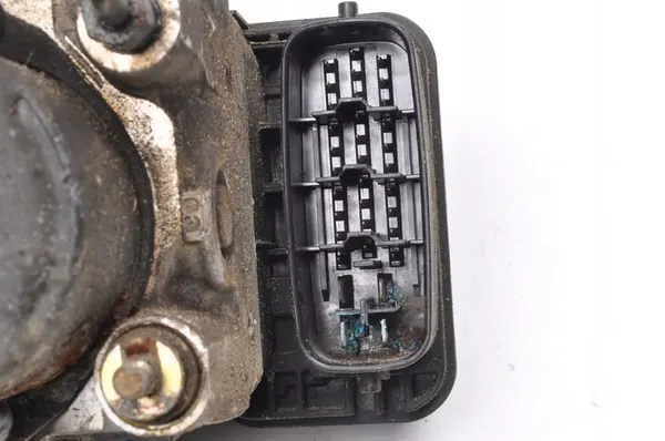 SUZUKI JIMNY ABS POMP 56100-76J0 image 3