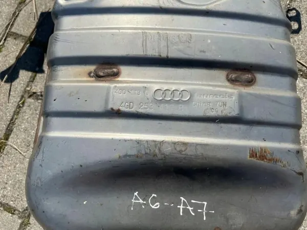 Audi A6 C7 Pakoputken vaimennin OEM 4GD253411B image 3