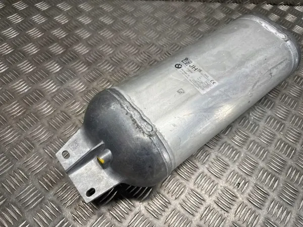 BMW Ilmasäiliö OEM 6878492 X5 G05/X7 G07 image 5