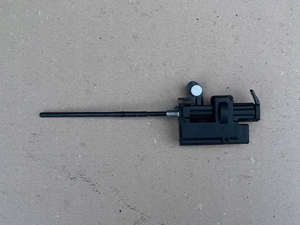 Actionneur de trappe à carburant OEM 8200312600 Renault Scenic III image 2