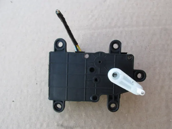 Motor de calefacción SsangYong OE 14L08 para Rodius II ES Turismo image 3
