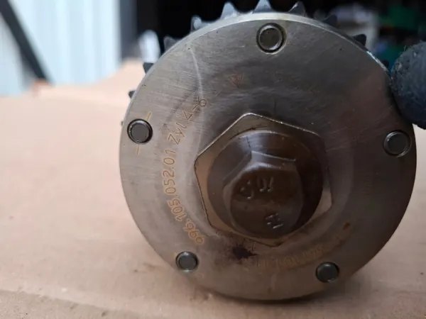 Árbol de levas de admisión Porsche OE usado OEM 263.08/3.6 image 6