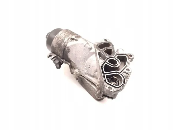 Oljefilterfäste Ford Fiesta 1.6 TDCi Diesel image 2