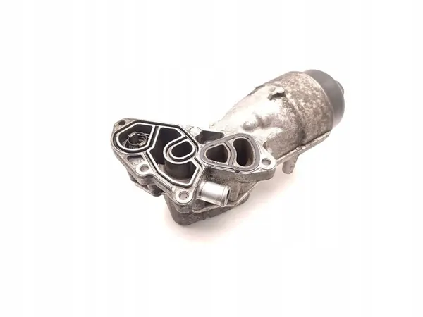 Oljefilterfäste Ford Fiesta 1.6 TDCi Diesel image 3