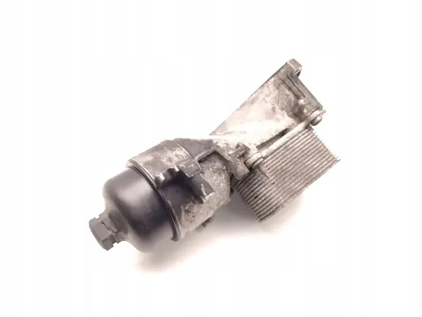 Oljefilterfäste Ford Fiesta 1.6 TDCi Diesel image 4