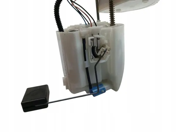 TOYOTA YARIS II 1.0 BRANDSTOFPOMP 77020-0D130 image 5