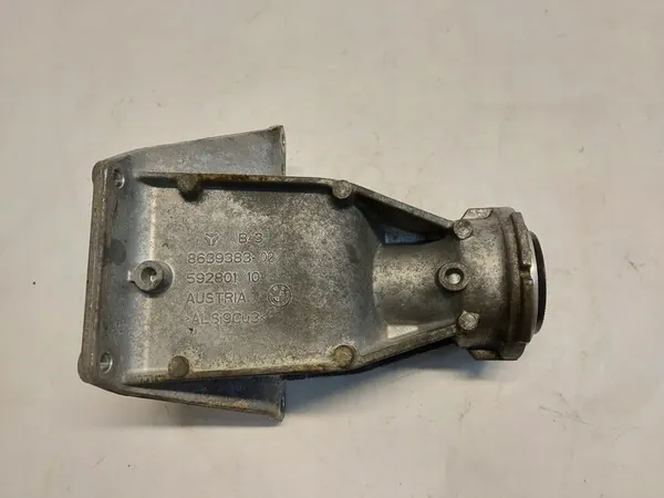 BMW G05 X5 3.0d 2019 Engine Mount Left OEM 8639383-JLK01 image 2