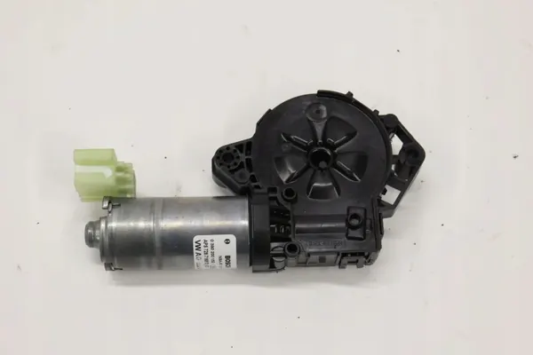 Moteur de toit ouvrant VW Passat B8 Break OEM 3G9877795F image 2
