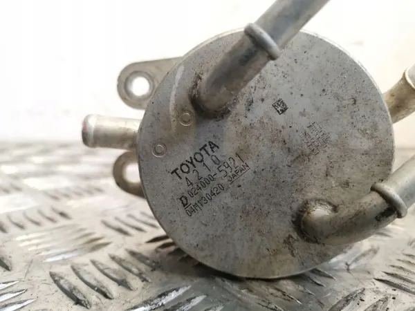 Arrefecedor de óleo motor Toyota OEM 0240005921 - Usado image 3