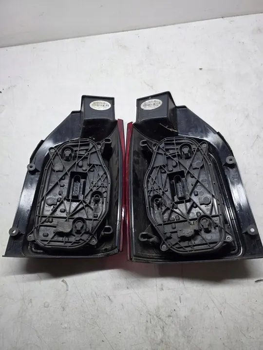 Lámpara Trasera Izquierda VW T5 T6 7E0945095Q image 5