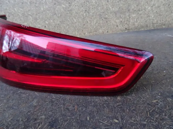 AUDI Q3 8U 11-14 Lámpara LED Trasera Izquierda OEM 8U0945093A image 8