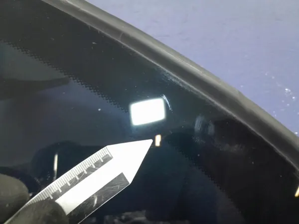 Vidro Porta Traseira Esquerda Mercedes E W213 OEM A2137300702 image 3