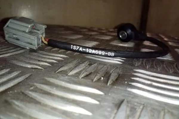 Sensor de impacto VOLVO S60 I 2.0L 2011 OEM 1S7A12A699BB image 4