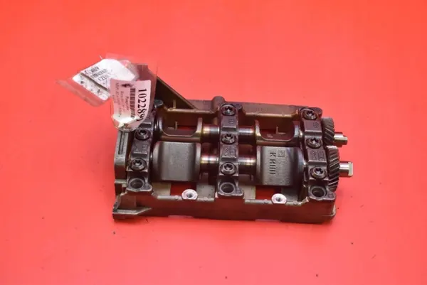 Pompe à huile OEM 150-112-2 pour BMW E87 2.0i 129 CV image 3