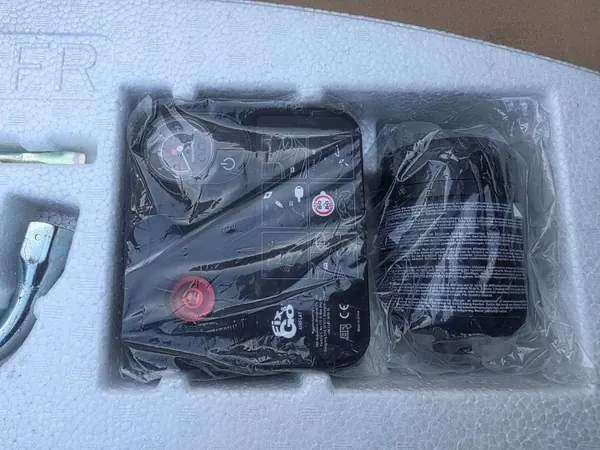 Insert Compresseur Coffre Suzuki Swift MK8 OEM image 3