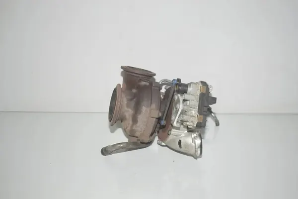 Turbocharger BMW 5 TOURING (F11) 3.0L diesel 2015 image 2