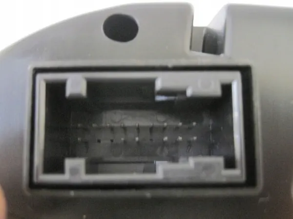 VW Polo Instrumentenpaneel OEM 6C0920741A image 7