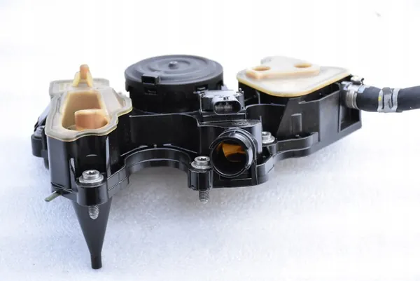 VW AUDI SKODA SEAT Cupra 2.0 TFSI Separador de Óleo 06Q103495B image 4