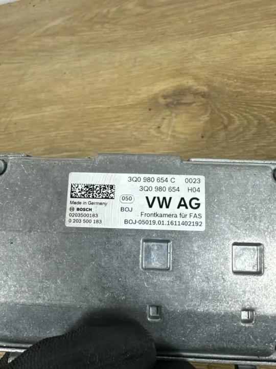 Caméra d'assistance de voie VW Passat B8 OEM 3Q0980654C image 5