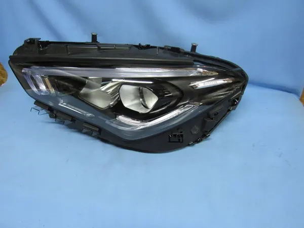 Linker Mercedes W118 CLA Performance Full LED Koplamp image 3
