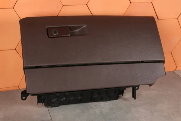 BMW 9359327 Console Opbergbak Passagier voor X1/X2 image 2