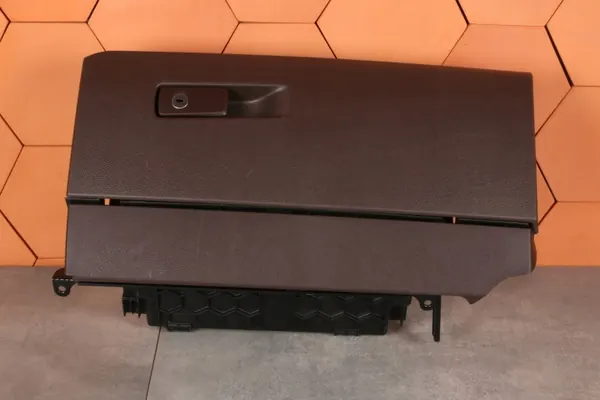 BMW 9359327 Console Opbergbak Passagier voor X1/X2 image 3
