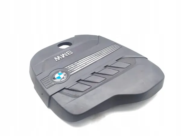 BMW X3 F25 N47N Moottorikansi OEM 7811024 image 9