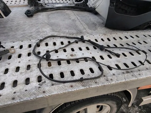 Mercedes W212 E-klasse Ruitensproeislang OEM - Gebruikt image 2