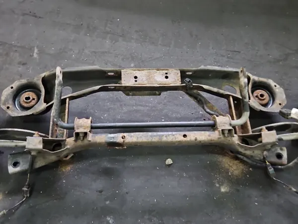 Viga traseira OEM IMPRK1533184 para Volvo V50 image 4