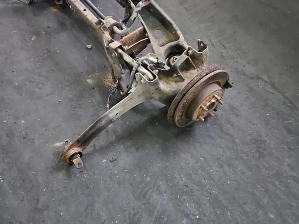 Viga traseira OEM IMPRK1533184 para Volvo V50 image 6