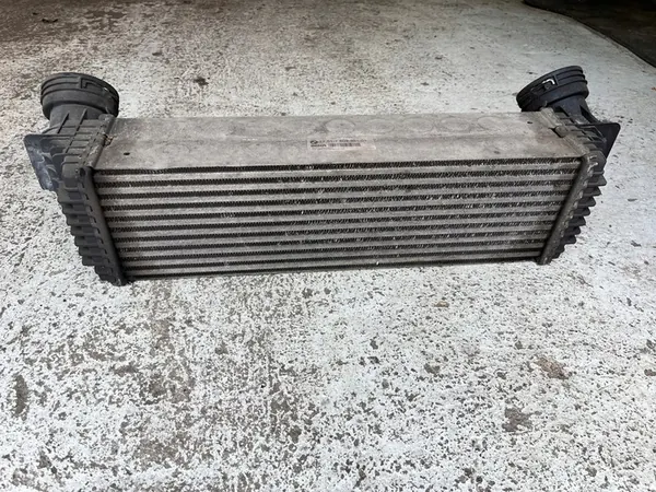 Intercooler BMW X5 X6 3.0 Diesel image 2