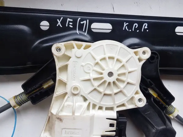 Régulateur de vitre avant Jaguar XE OEM GX7323201AG image 4