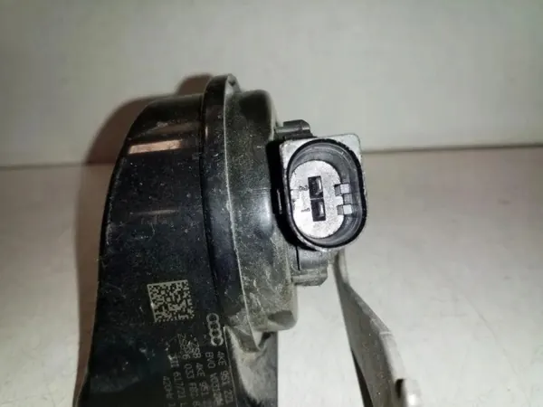 Buzina Audi e-tron 2020 OEM 4KE951221 - Usado image 5