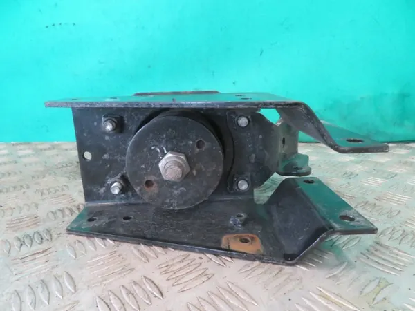 Support OEM UCHWYT Cabine Droite pour Mitsubishi Canter image 5